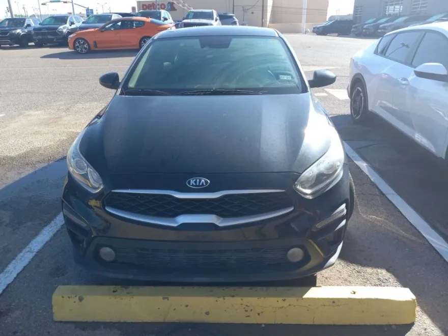 2020 Kia Forte FE photo 1