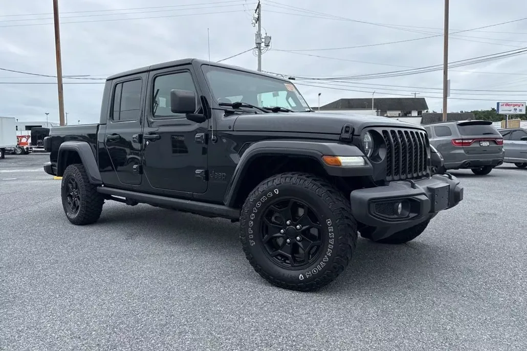 2021 Jeep Gladiator Willys photo 1