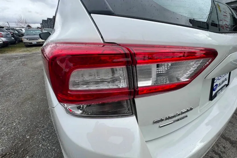 2019 Subaru Impreza Base photo 1