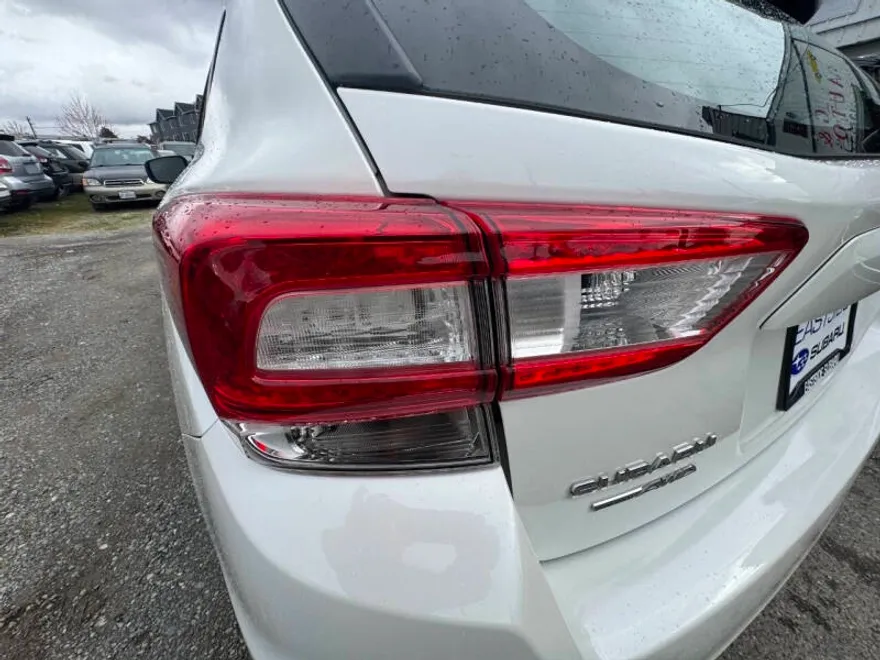 2019 Subaru Impreza Base photo 1