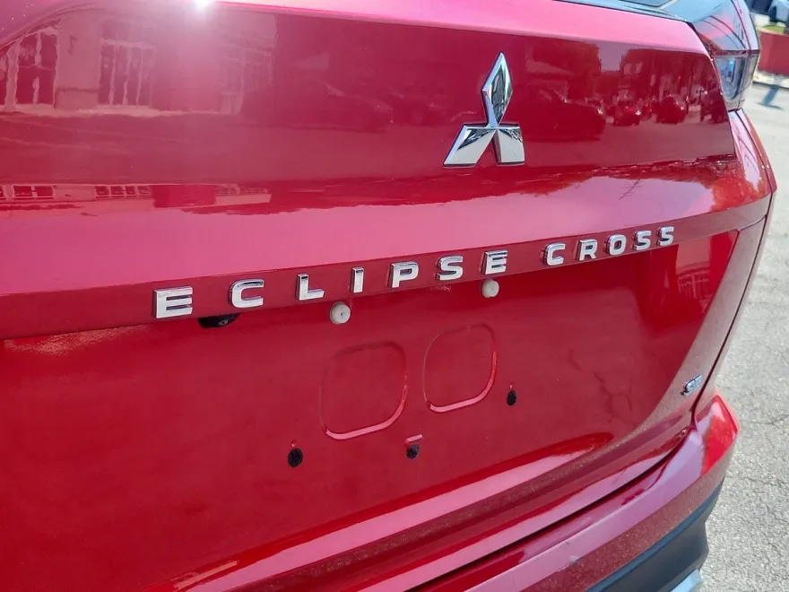 2023 Mitsubishi Eclipse Cross SEL photo 30