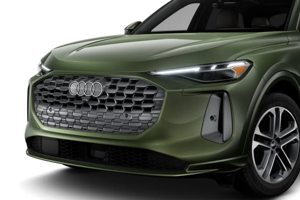 2025 Audi Q5 Prestige TFSI Premium photo 1