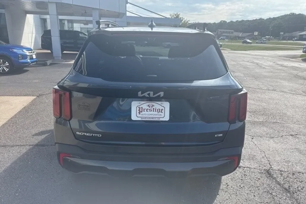 2024 Kia Sorento X-Line SX Prestige photo 1