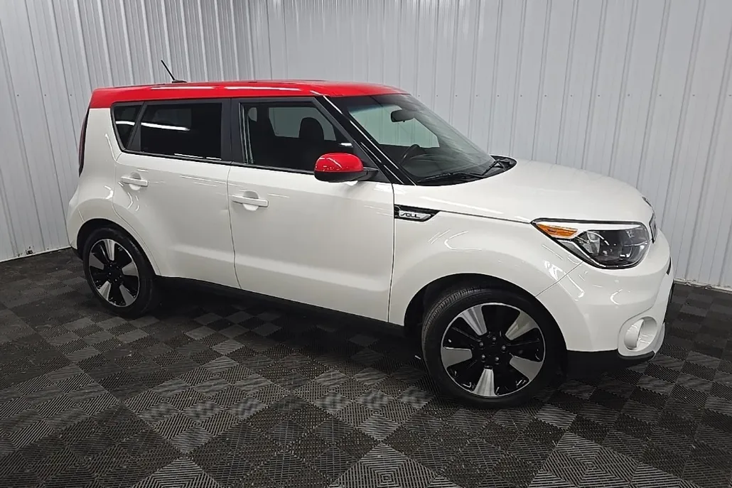 2019 Kia Soul Plus photo 1