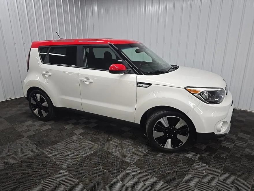 2019 Kia Soul Plus photo 1