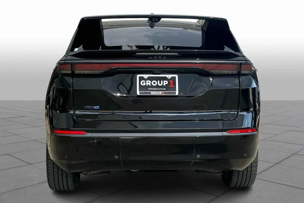 2024 Jeep Wagoneer S Launch Edition photo 1
