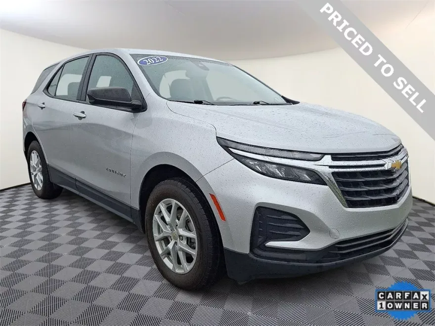 2022 Chevrolet Equinox LS photo 1