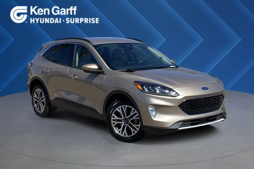 2020 Ford Escape SEL photo 1