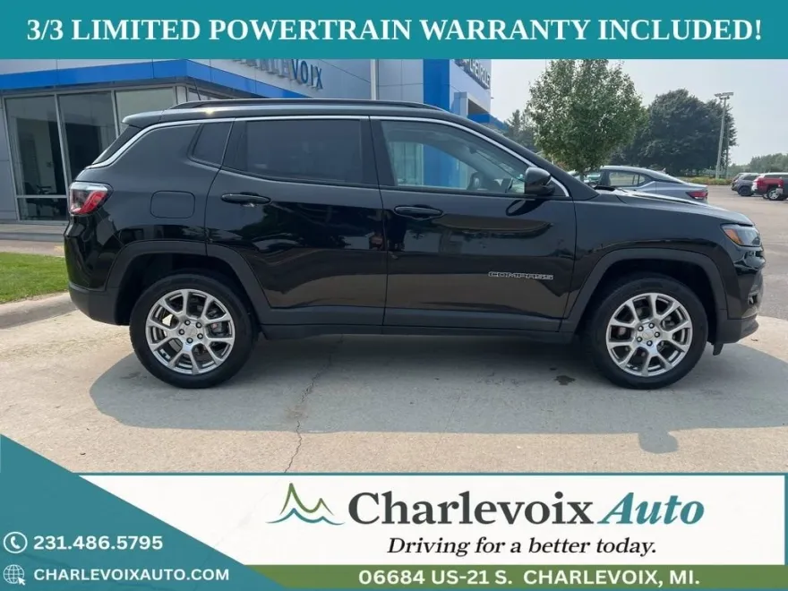 2022 Jeep Compass Latitude Lux photo 1