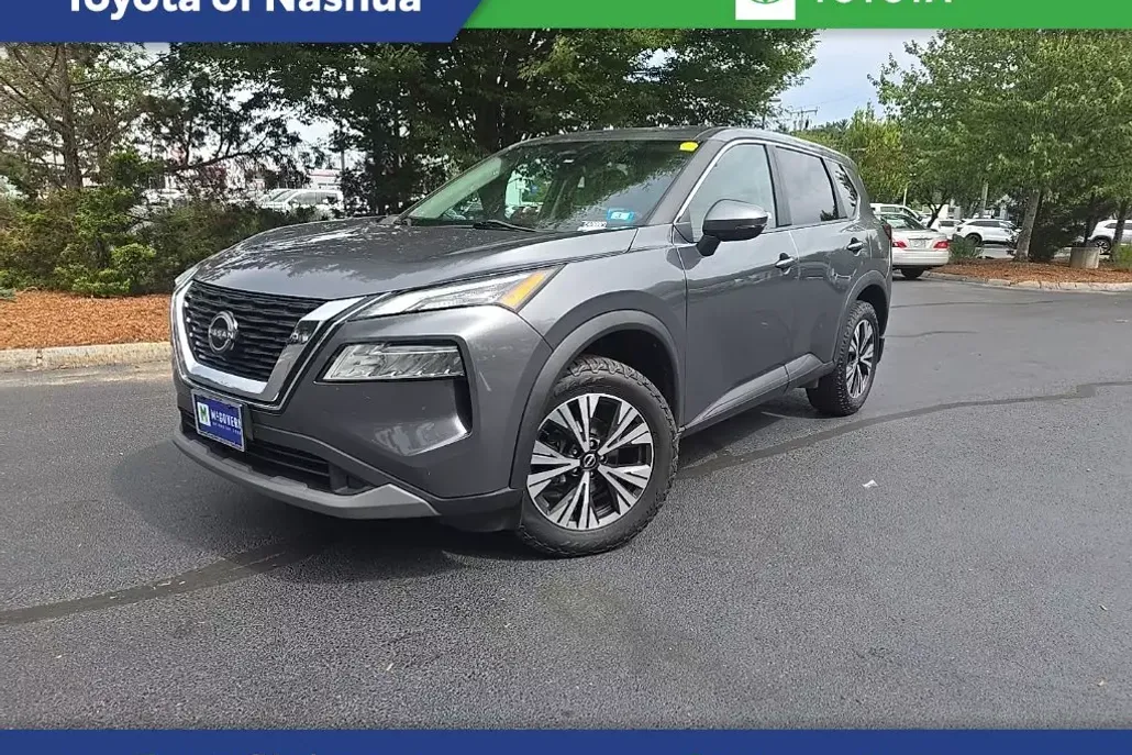 2022 Nissan Rogue SV photo 1