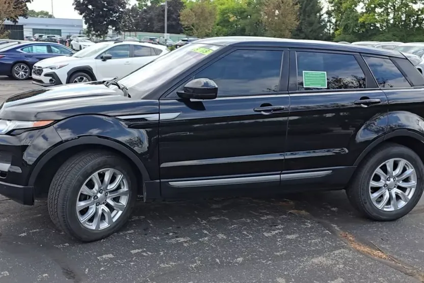 2014 Land Rover Range Rover Evoque Pure photo 1