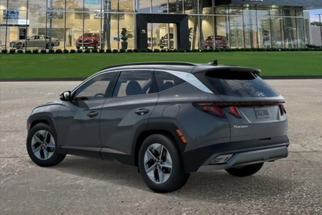 2025 Hyundai Tucson SEL photo 1