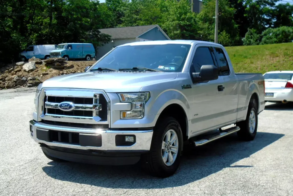 2016 Ford F-150 XLT photo 1