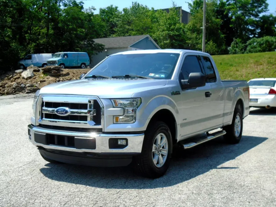 2016 Ford F-150 XLT photo 1