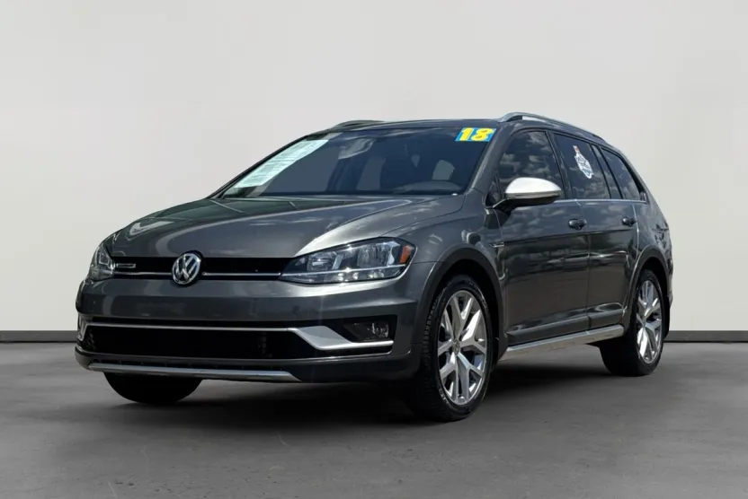 2018 Volkswagen Golf Alltrack SE photo 1