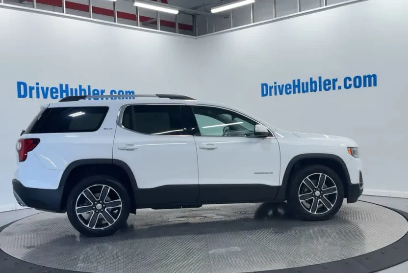 2021 Gmc Acadia SLT photo 1