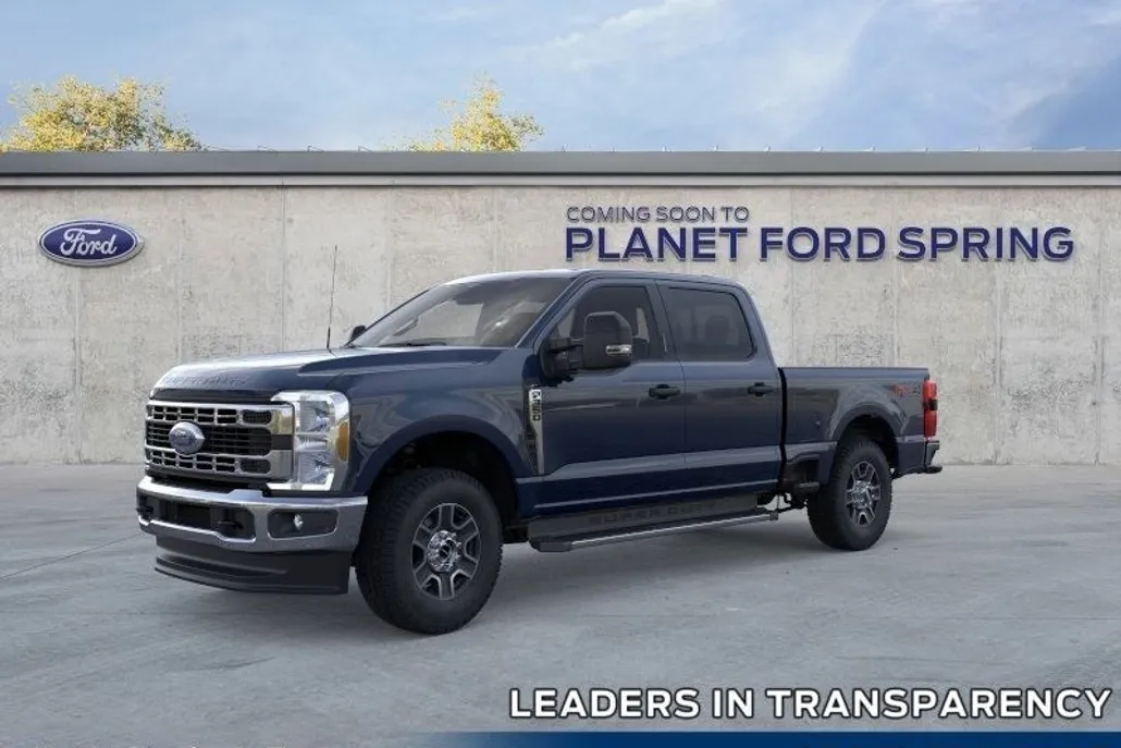 2025 Ford F-350 XLT photo 1