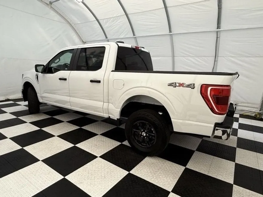2023 Ford F-150 XLT photo 1