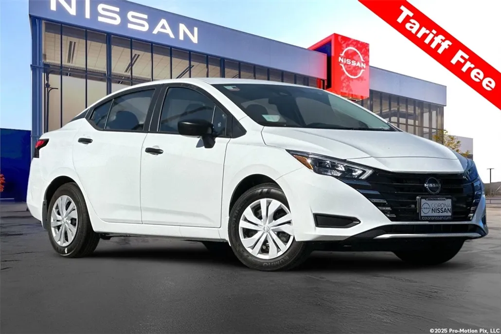 2025 Nissan Versa 1.6 S photo 1