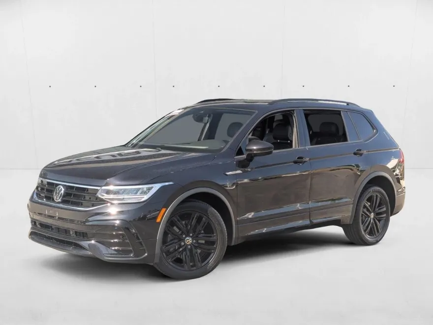 2022 Volkswagen Tiguan SE R-Line Black photo 1