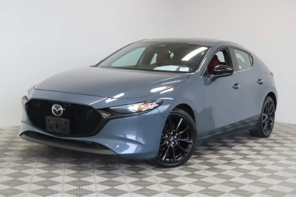 2024 Mazda Mazda3 Hatchback 2.5 s Carbon photo 1