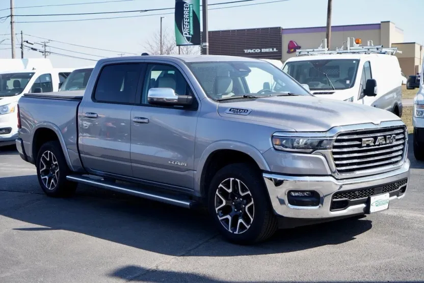 2025 Ram 1500 Laramie photo 1