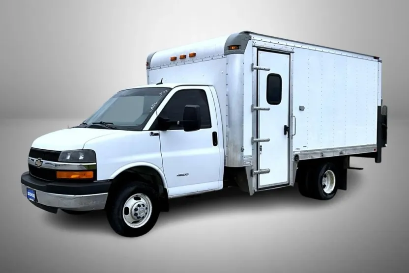 2012 Chevrolet Express Base photo 1