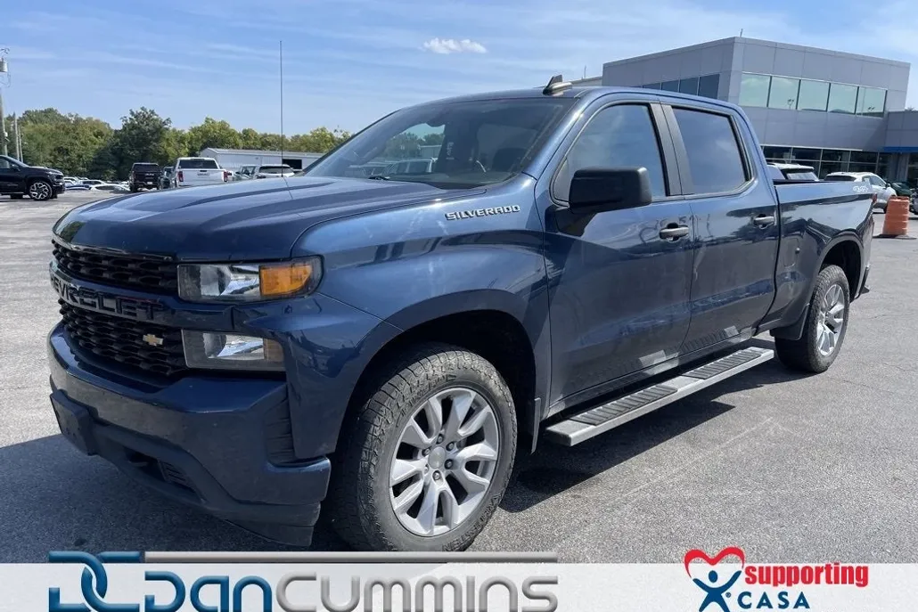 2020 Chevrolet Silverado 1500 Custom photo 1