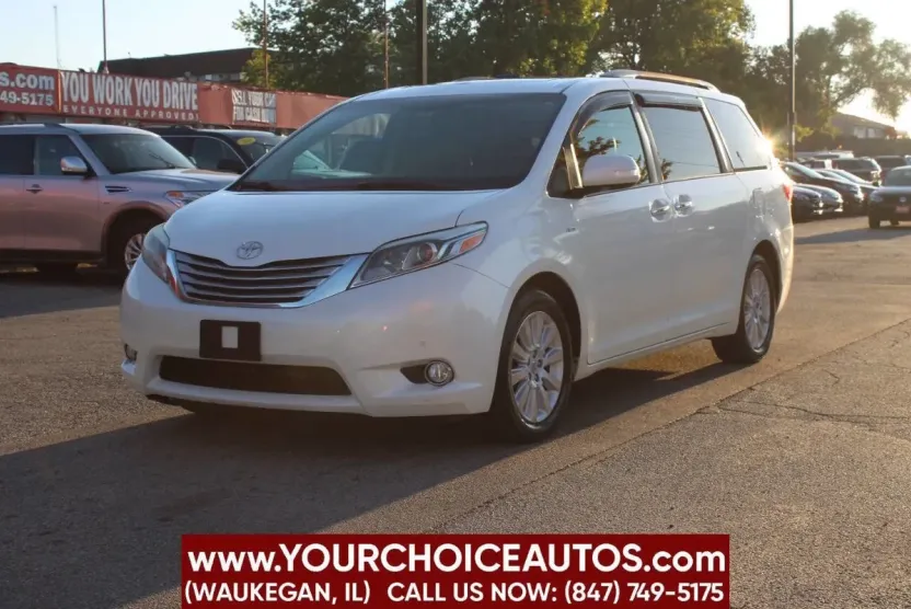 2016 Toyota Sienna Limited Premium photo 1