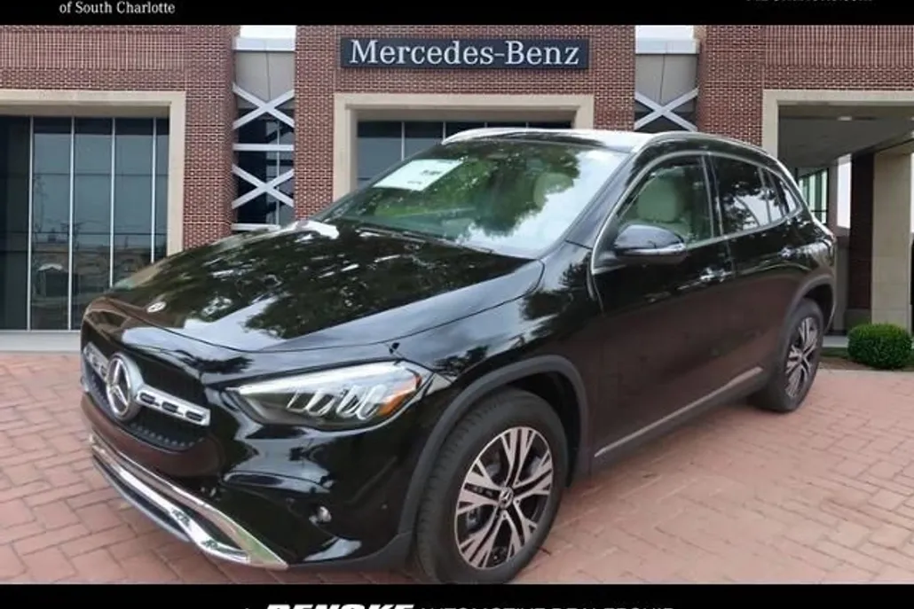2025 Mercedes Benz GLA 250 photo 1