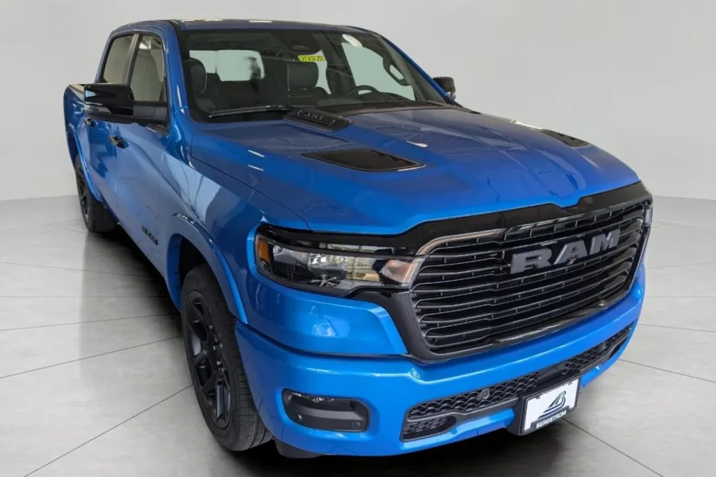 2025 Ram 1500 Laramie photo 1