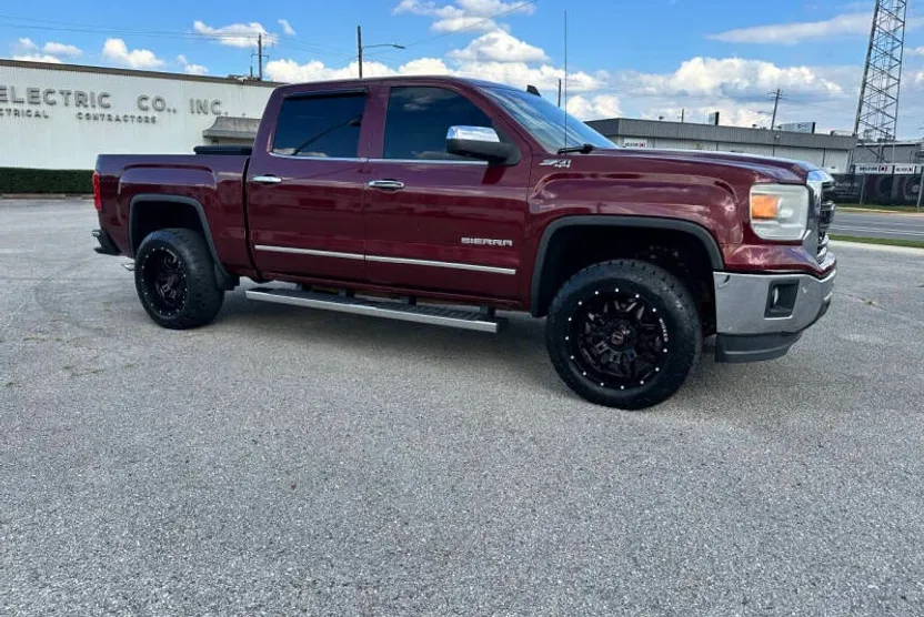 2015 Gmc Sierra 1500 SLT photo 1