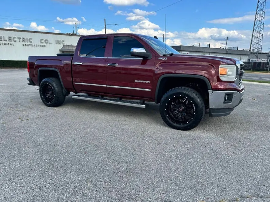 2015 Gmc Sierra 1500 SLT photo 1