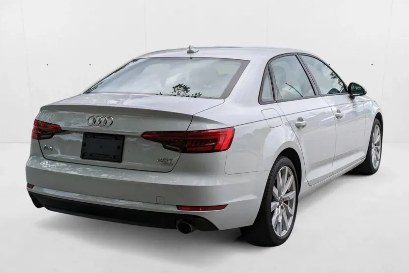 2017 Audi A4 Ultra Premium photo 1