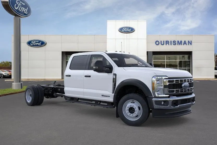2025 Ford F-450 XL photo 1