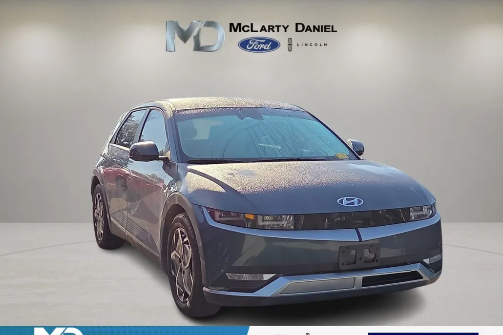 2023 Hyundai Ioniq 5 SE photo 1