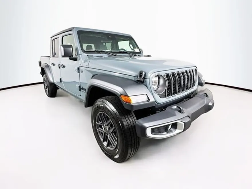 2025 Jeep Gladiator Sport S photo 1
