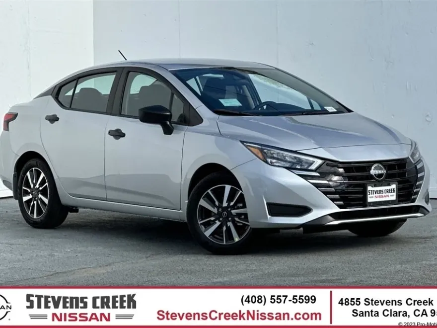 2025 Nissan Versa 1.6 S photo 1