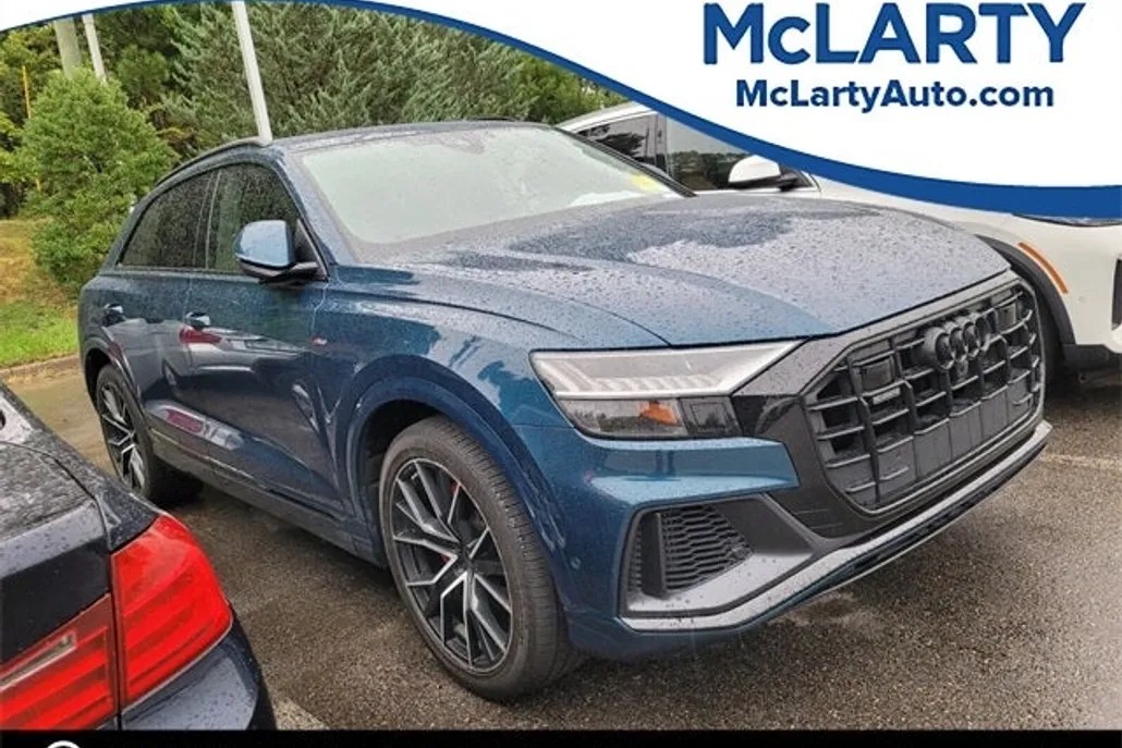 2022 Audi Q8 55 Prestige photo 1