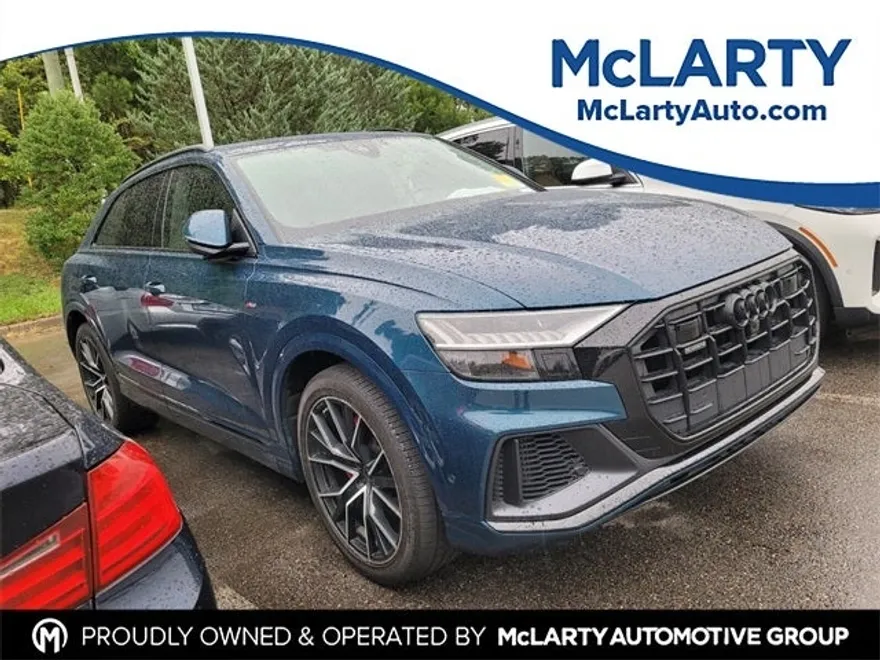 2022 Audi Q8 55 Prestige photo 1