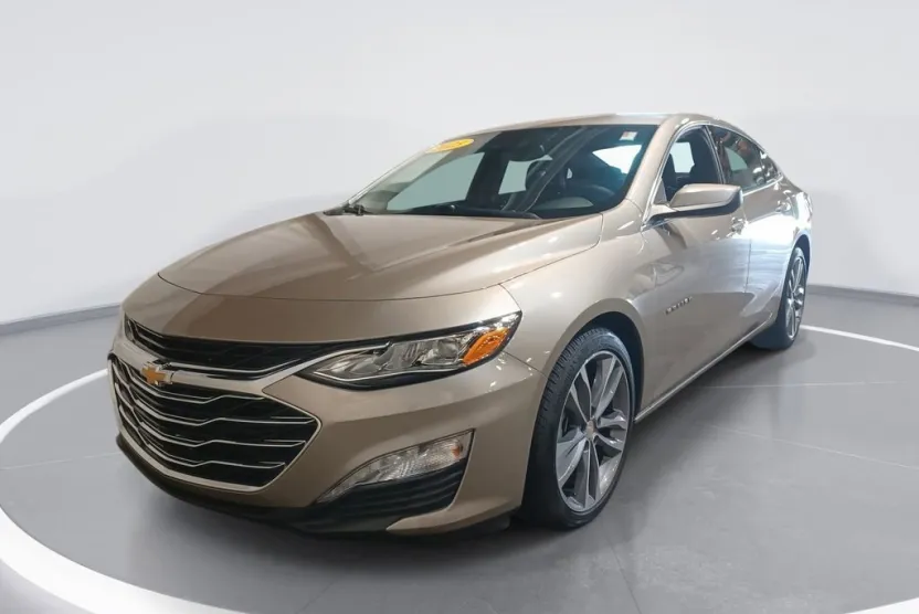 2023 Chevrolet Malibu 1LT photo 1