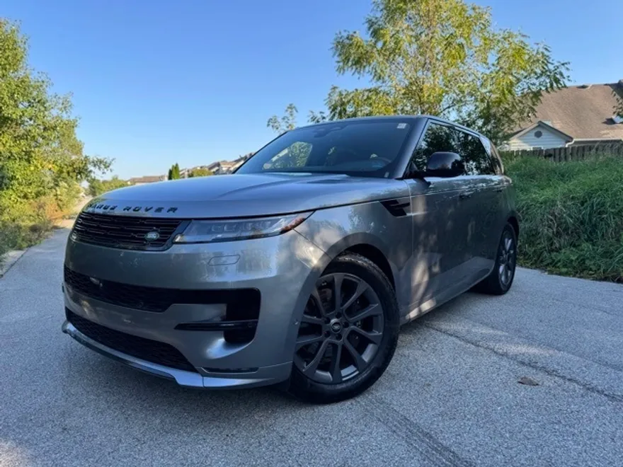 2024 Land Rover Range Rover Sport SE photo 1