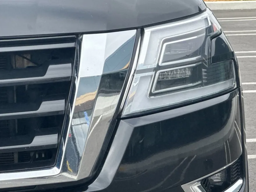 2023 Nissan Armada SL photo 53