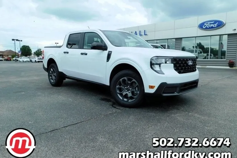 2025 Ford Maverick XLT photo 1