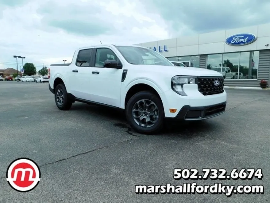 2025 Ford Maverick XLT photo 1