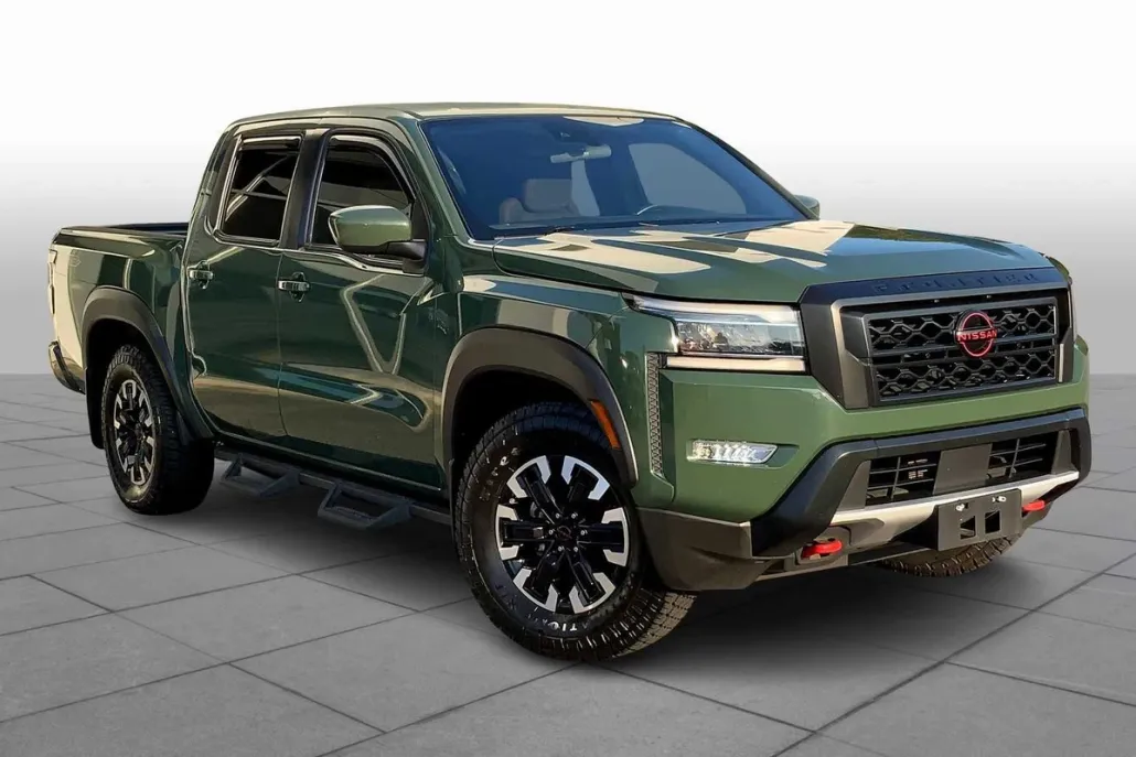 2023 Nissan Frontier PRO-X Crew Cab photo 1