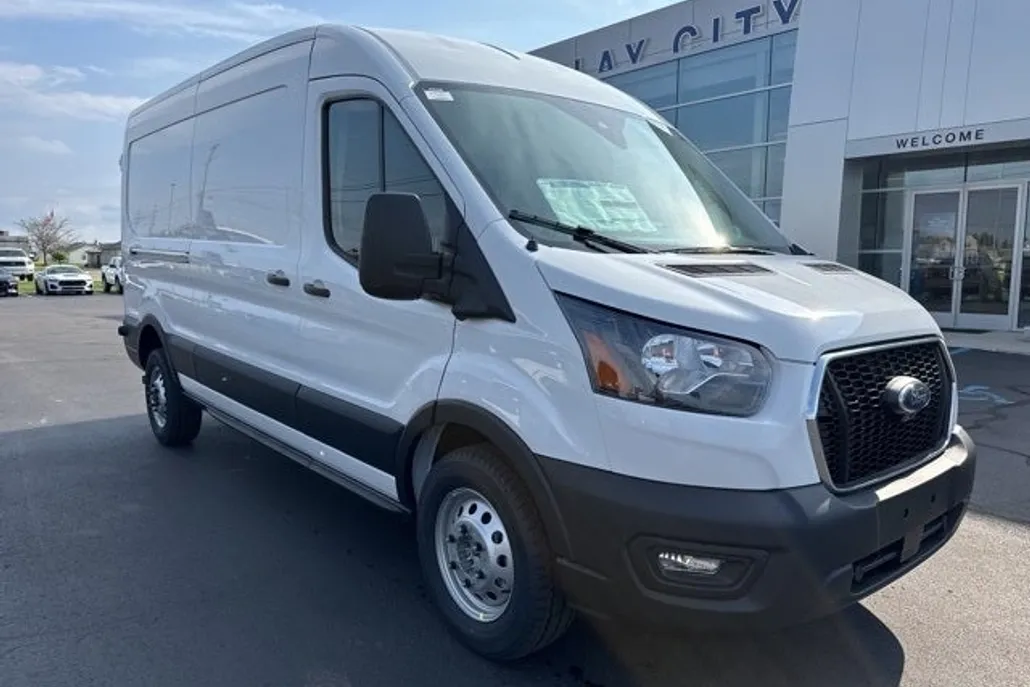 2025 Ford Transit photo 1