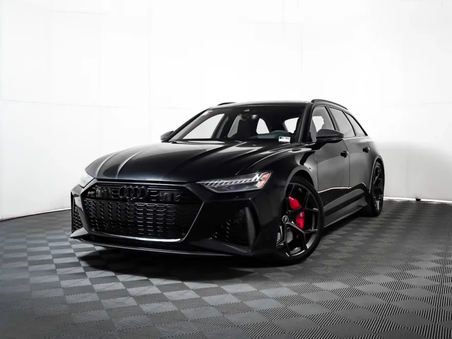 2025 Audi RS 6 Avant Performance photo 1