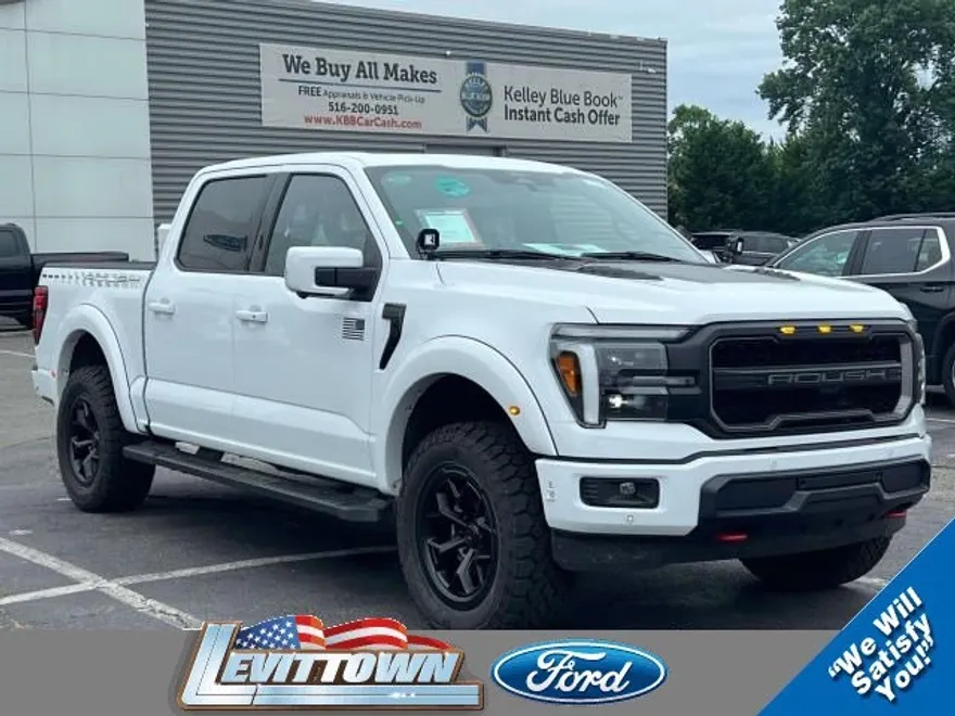 2025 Ford F-150 Lariat photo 3