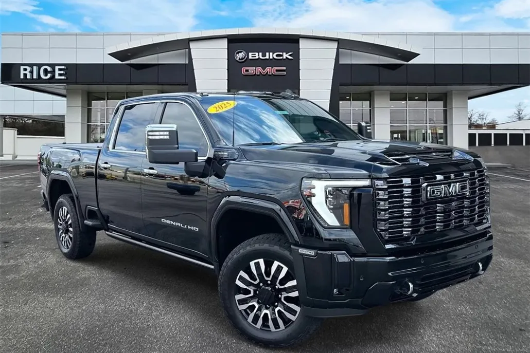 2025 Gmc Sierra 2500 HD Denali Ultimate photo 1